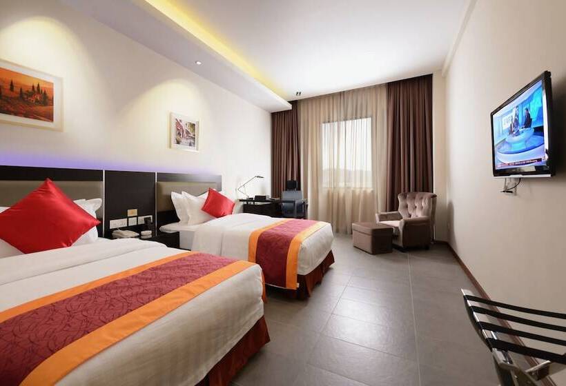 Quarto Deluxe, E Red Hotel Sdn Bhd
