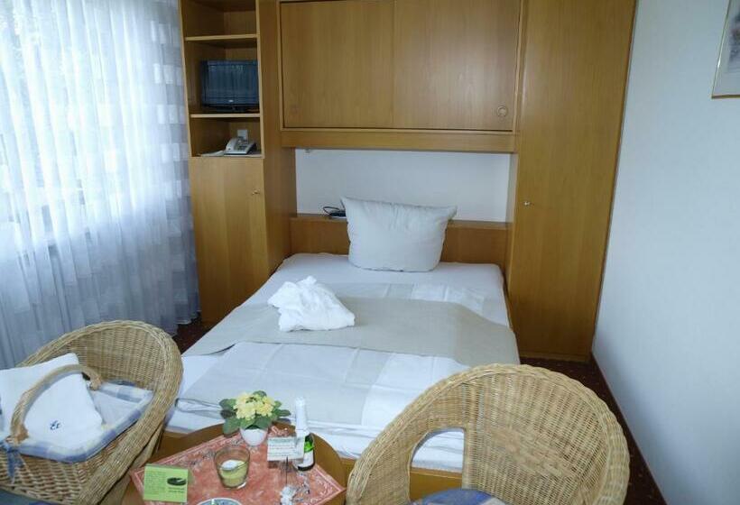 Номер Economy, Ferienhotel Schwarzwälder Hof
