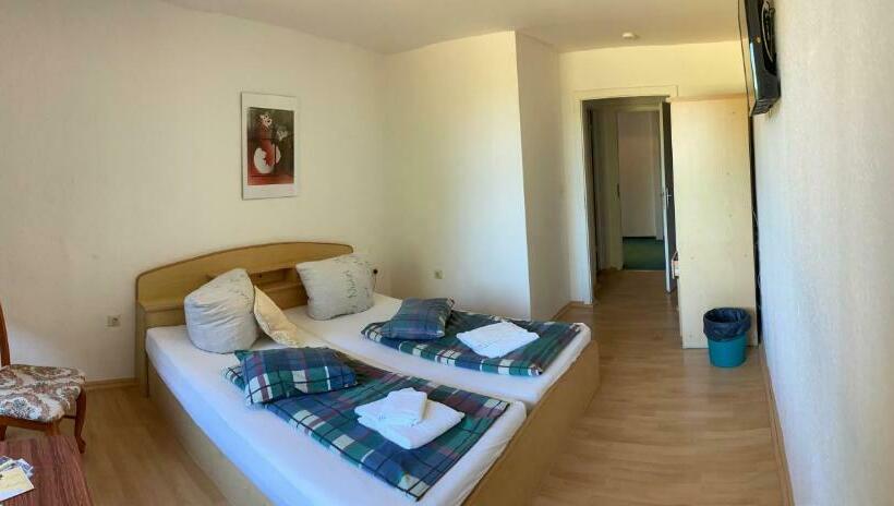 Номер Стандарт, Pension Stechlinsee