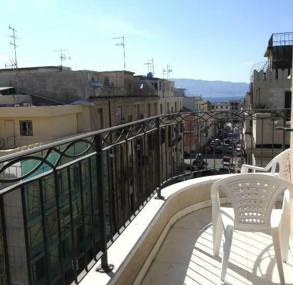 اتاق استاندارد با بالکن, Areté Luxury Room