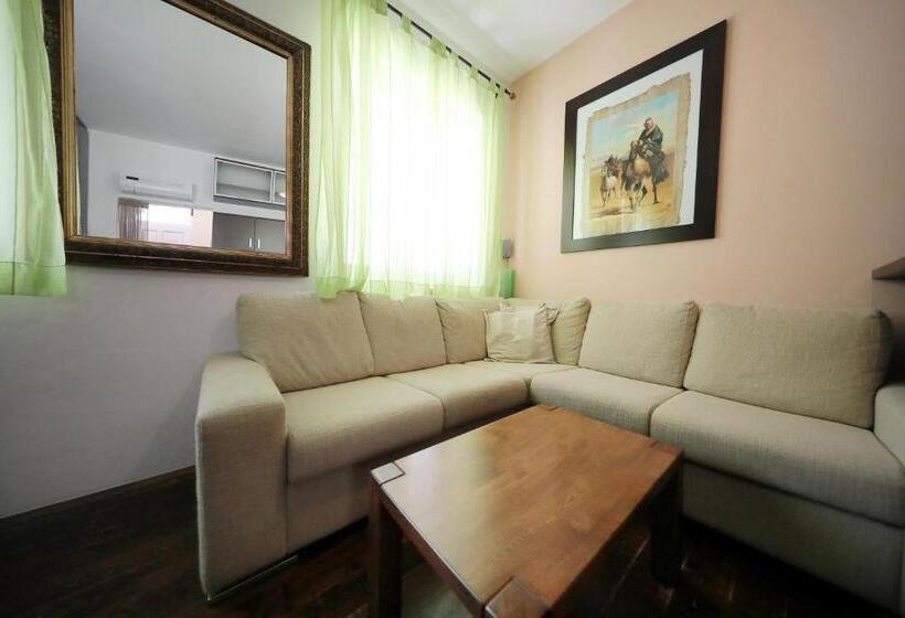 Апартаменты 1 Спальня, Central Apartments Integrated
