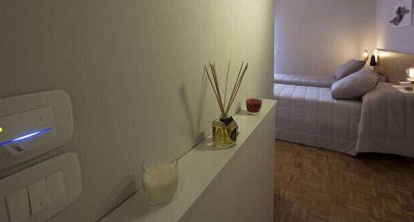 Quarto Estandar com Sacada, Ciauru Design B&b