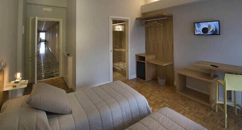 Quarto Estandar com Sacada, Ciauru Design B&b