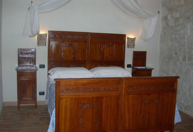 带阳台的三人标准间, Agriturismo Borgo San Martino