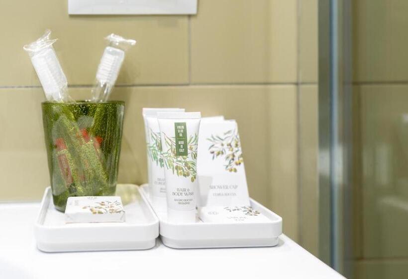 سوییت, Castello Guest House Milano