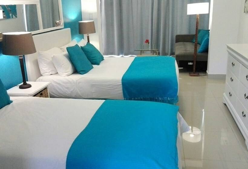 Семейный Номер, Saldanha Bay Lodge
