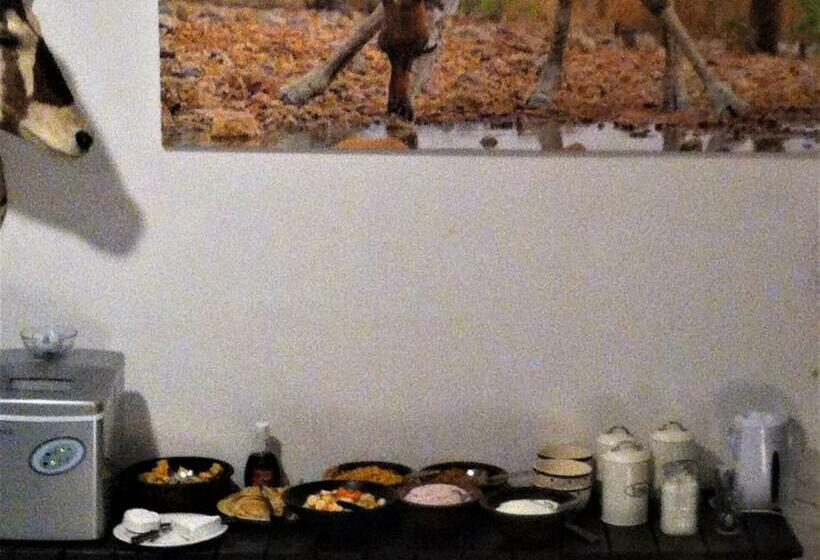 Номер Стандарт, Normann Safari Bush Lodge