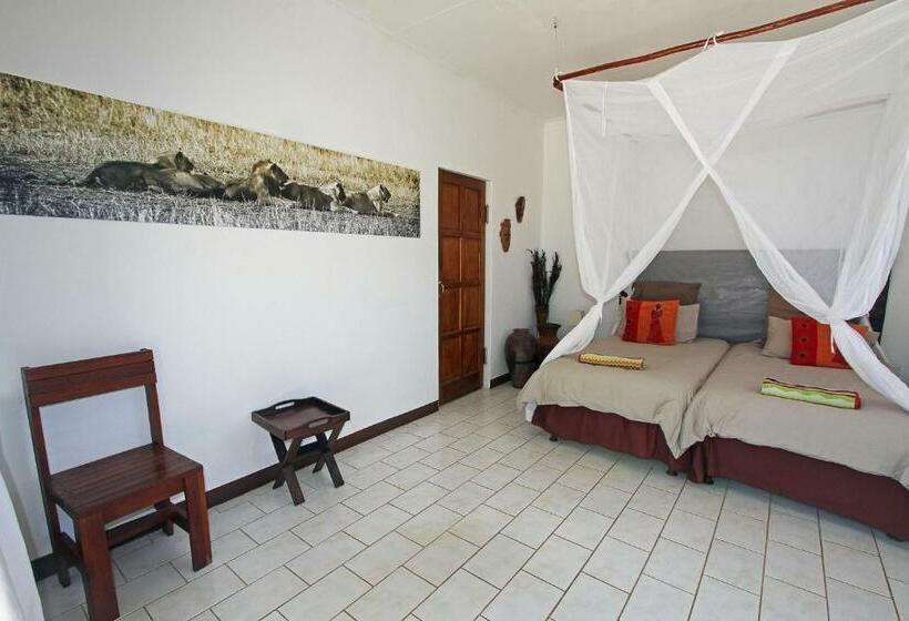 Номер Стандарт, Normann Safari Bush Lodge