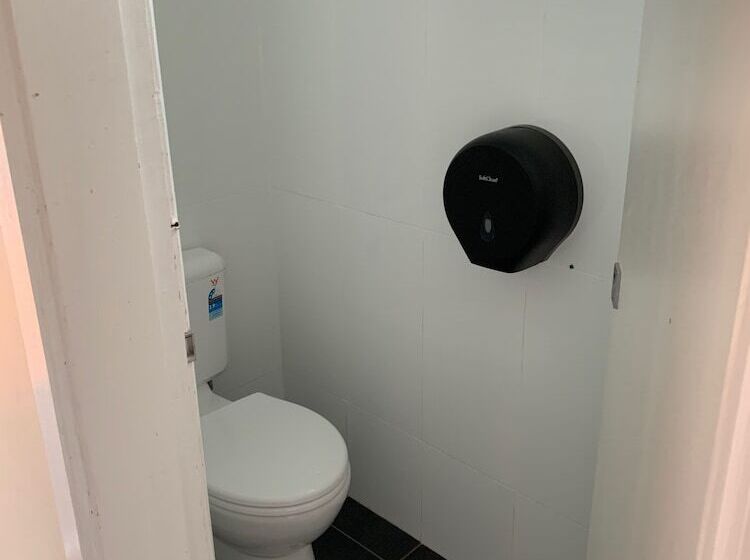 Quarto Quádruplo Estandar, National Hotel Toowoomba