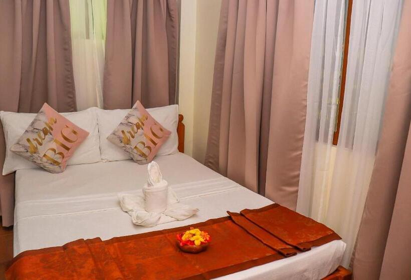 经济房, Ananda Resort