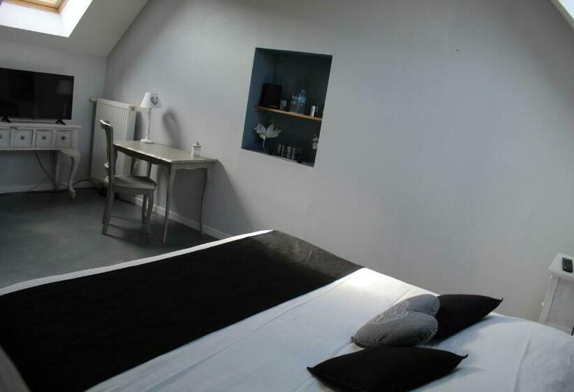 Номер Стандарт, L'heure Bleue Gîtes Et Chambres D'hôtes