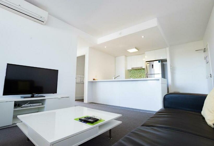 침실 2개 아파트, Eastwood Apartments