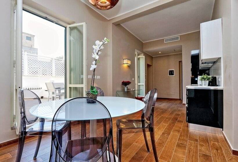 آپارتمان 2 خوابه با تراس, Monti Apartments   My Extra Home