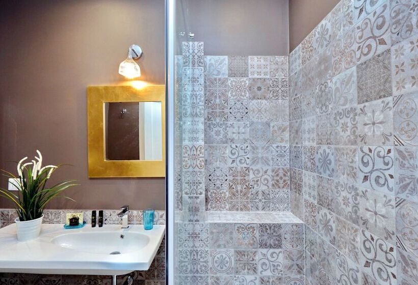 آپارتمان 2 خوابه با بالکن, Monti Apartments   My Extra Home