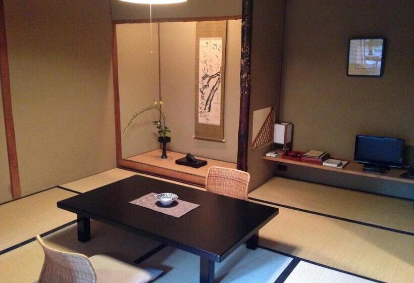 Номер Economy, Yoyokaku Ryokan