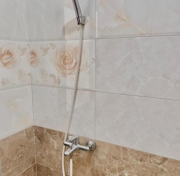 اتاق خانوادگی, Hà Tiên Hạnh Phúc