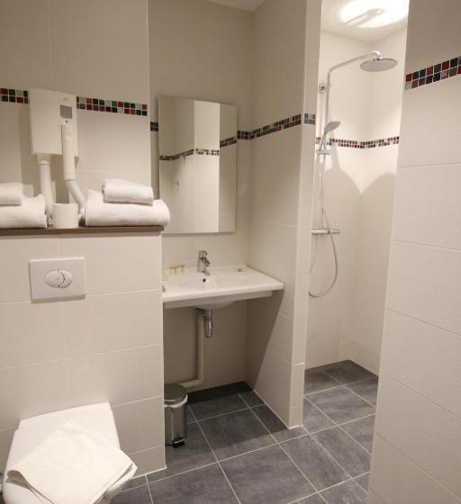 غرفة كلاسيكية ثلاثية, Logis Hôtel   La Chambre D Amiens