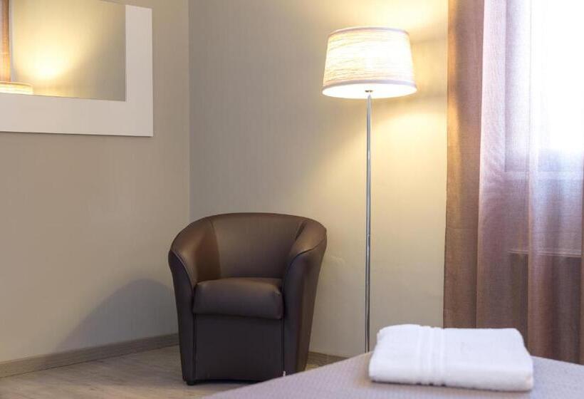 Четырехместный Номер Deluxe, Villa Costes