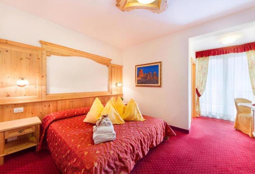 Номер Стандарт Трехместный, Alpotel Dolomiten