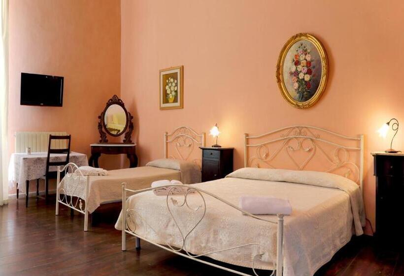 غرفة قياسية ثلاثية مع حمام خارجي, B&b Dimora Muzio And Restaurant