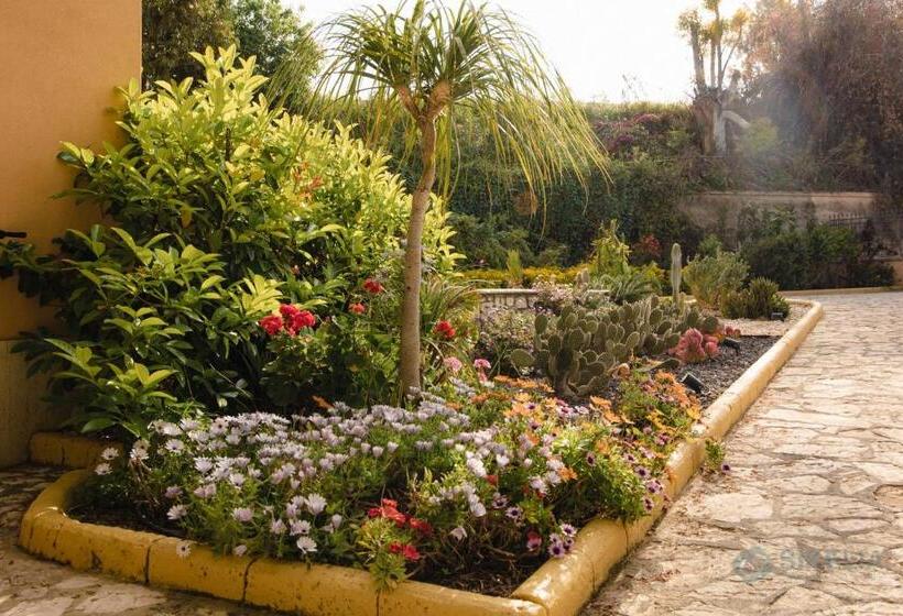 Семейный Номер Вид на Сад, B&b Villa Seta