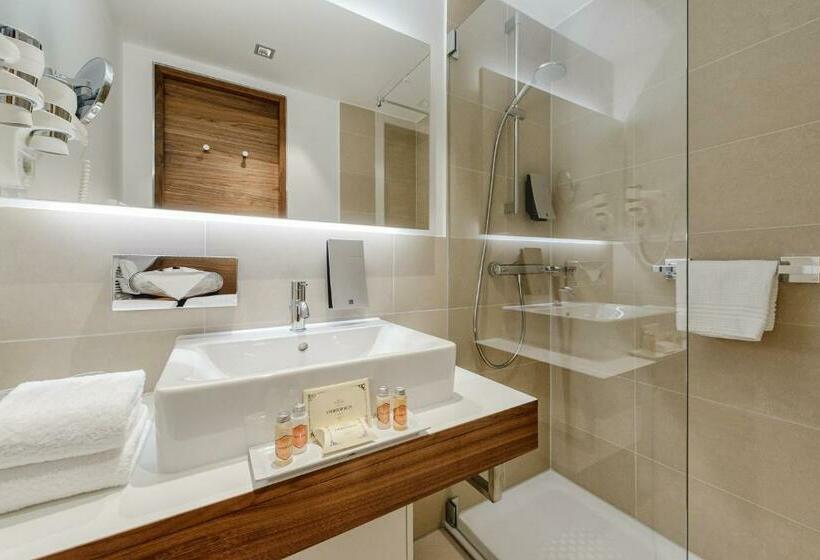 Номер Superior, Amedia Plaza Dresden, Trademark Collection By Wyndham