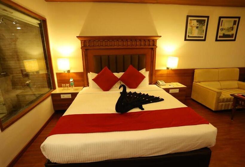 Президентский Люкс, Sivaraj Inn Salem