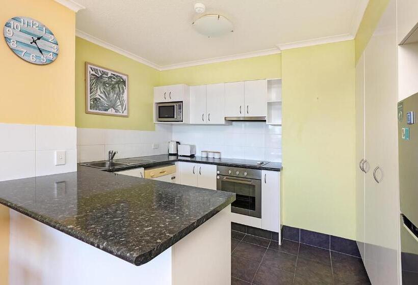 Апартаменты 2 Спальни, Palmerston Tower On Southport Broadwater