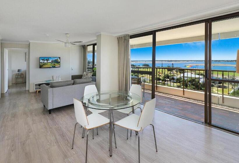Апартаменты 1 Спальня, Palmerston Tower On Southport Broadwater