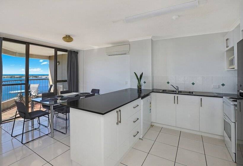 Апартаменты 2 Спальни, Palmerston Tower On Southport Broadwater