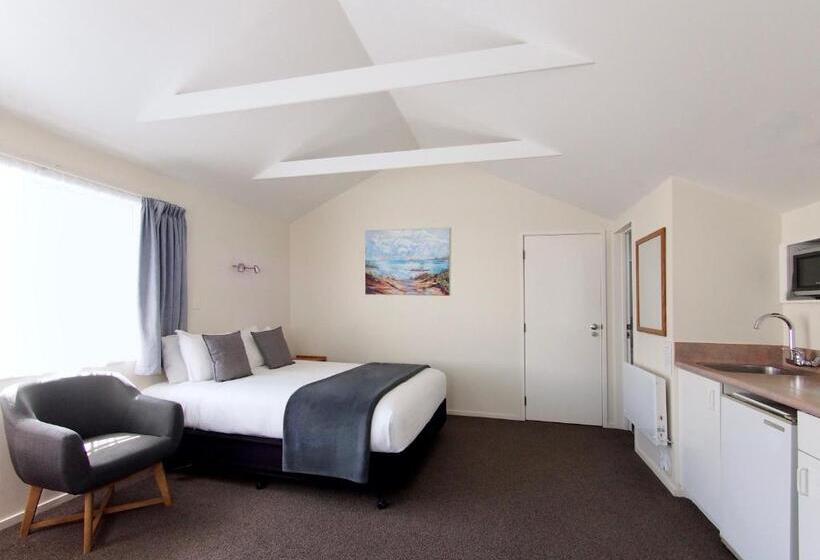 Люкс 2 Спальни, Riverlodge Motel
