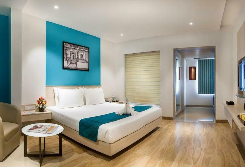 디럭스 룸, The Lotus Hotel Sameera