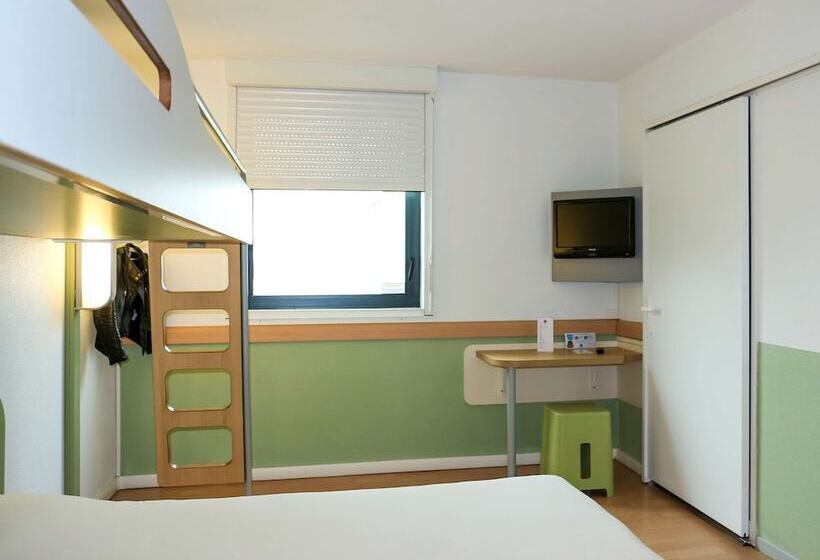 חדר סטנדרט לשלושה, Ibis Budget Castelnaudary  A61