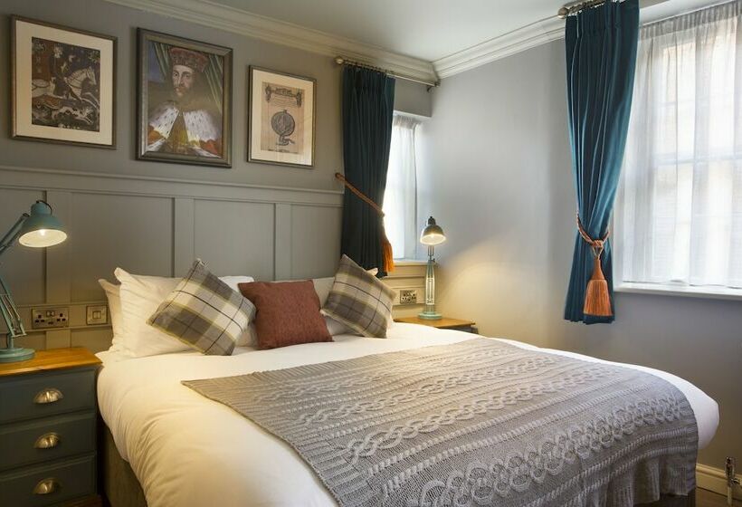 اتاق استاندارد, The Ostrich Inn Colnbrook London Heathrow