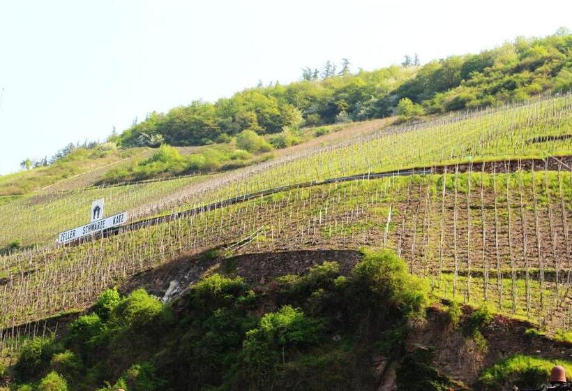 Quarto Estandar Cama King, Pension Adelheid Moselhype&wine
