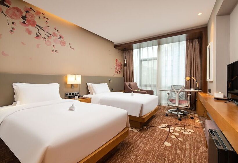 Номер Стандарт, Hilton Garden Inn Guiyang Yunyan