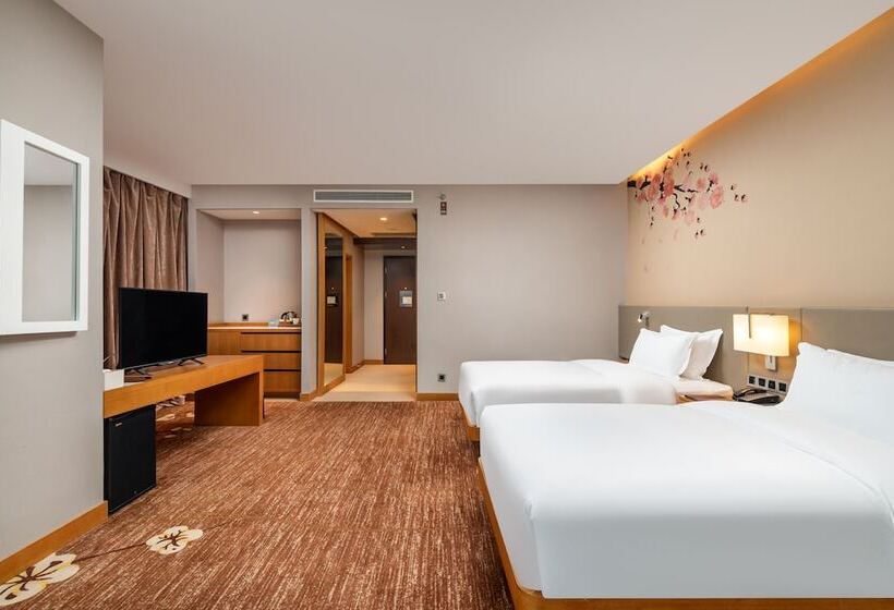 Номер Deluxe, Hilton Garden Inn Guiyang Yunyan