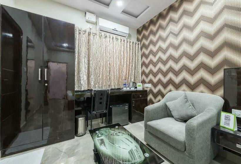 Номер Стандарт, Treebo Greenwood Premier Suites, Old Airport Road