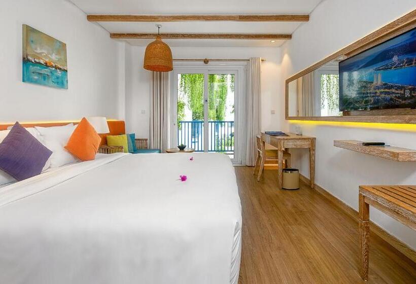 اتاق دلوکس با تخت کینگ و چشم‌انداز شهر, Risemount Premier Resort Danang