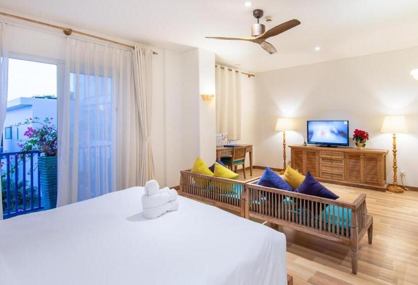 سوییت با چشم‌انداز استخر, Risemount Premier Resort Danang