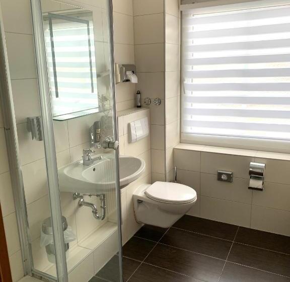 Стандартный Номер Кровать Кинг, Boutique Hotel Goldene Henne