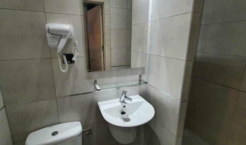 اتاق استاندارد یک نفره, Ch Otello Rooms I   Madrid