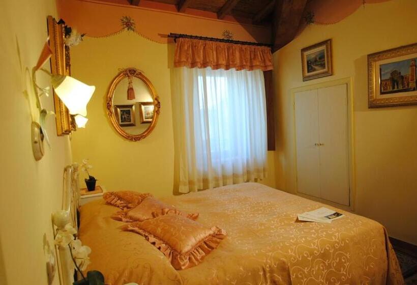 Номер Superior, Torre Sangiovanni Albergo E Ristorante Da Rosary