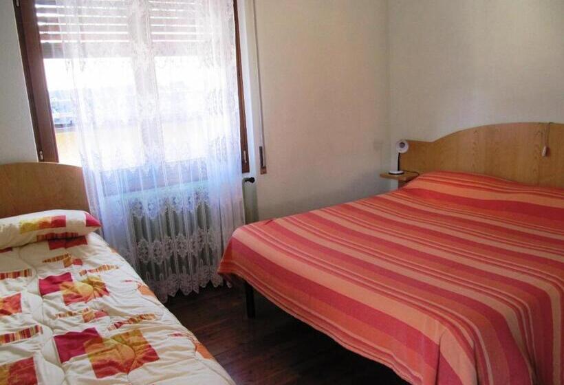 标准三人间, Albergo Eden