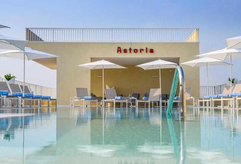 수피리어 테라스 룸, Astoria
