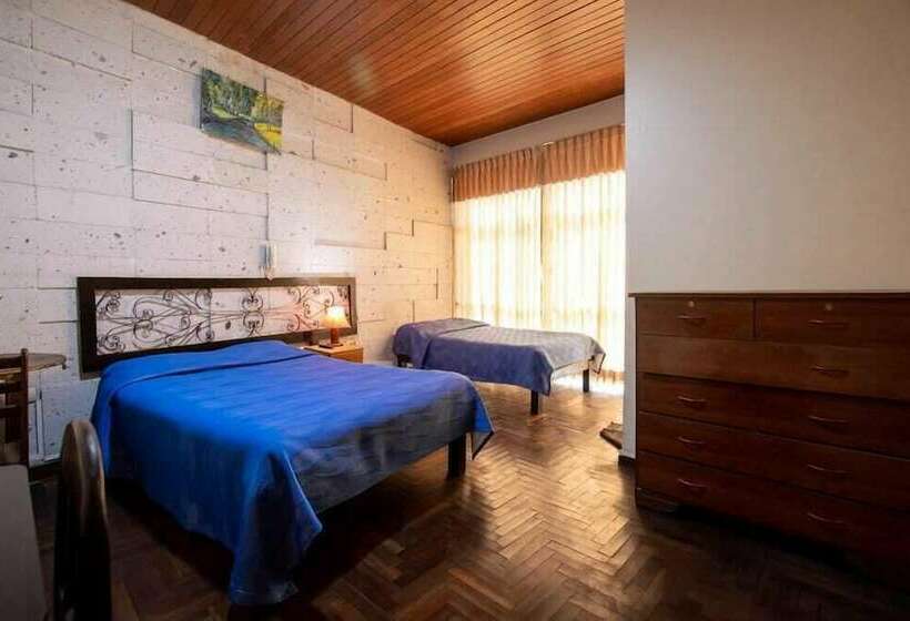 스탠다드 룸, Hostal Los Angeles Amigos Inn