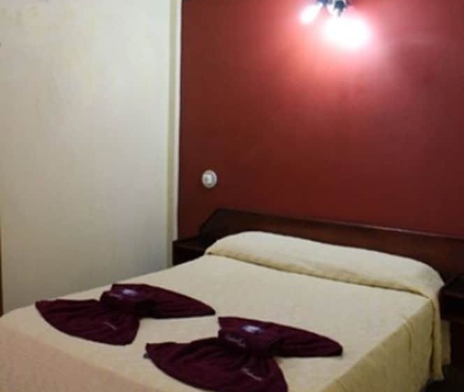 Номер Стандарт, Hostel & Posada Noelia