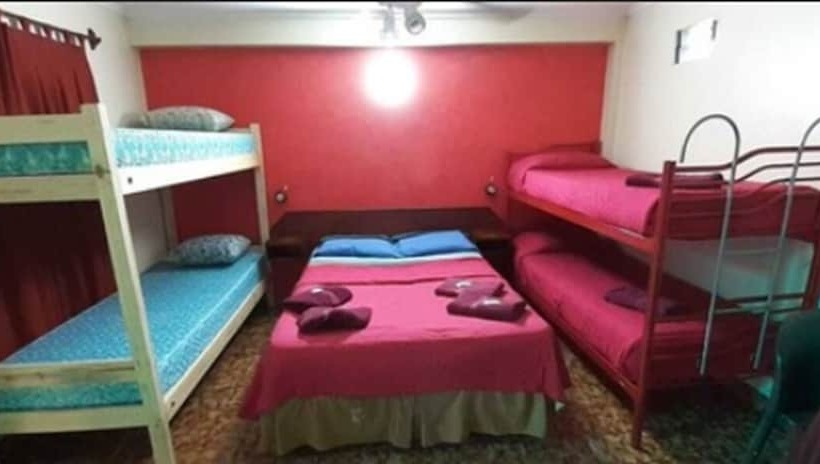 غرفة قياسية رباعية, Hostel & Posada Noelia