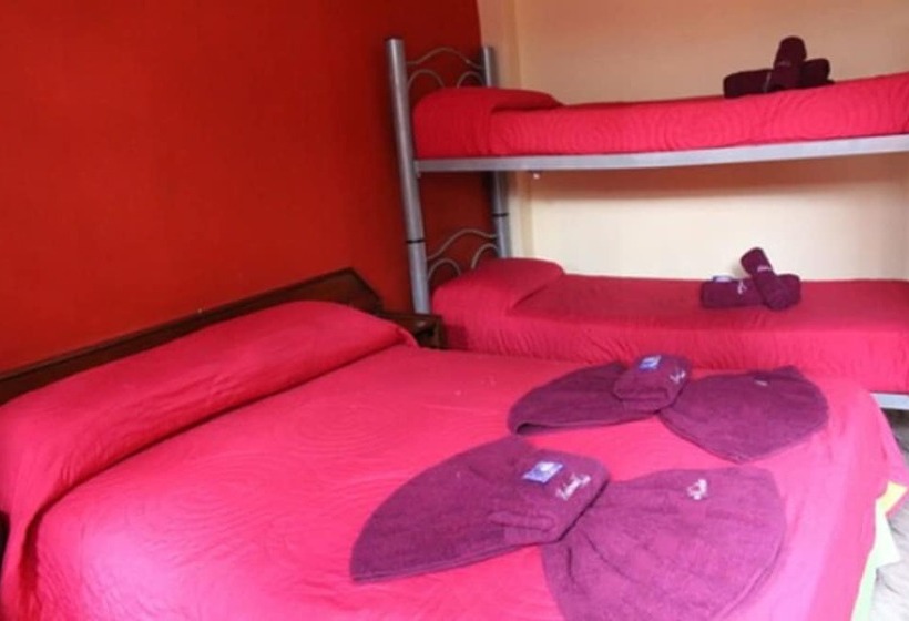 غرفة عادية خماسية, Hostel & Posada Noelia