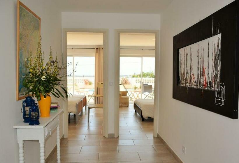 اتاق سوپریور با چشم‌انداز دریا, Tavira Terrace
